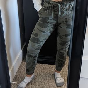 Garage camo pants